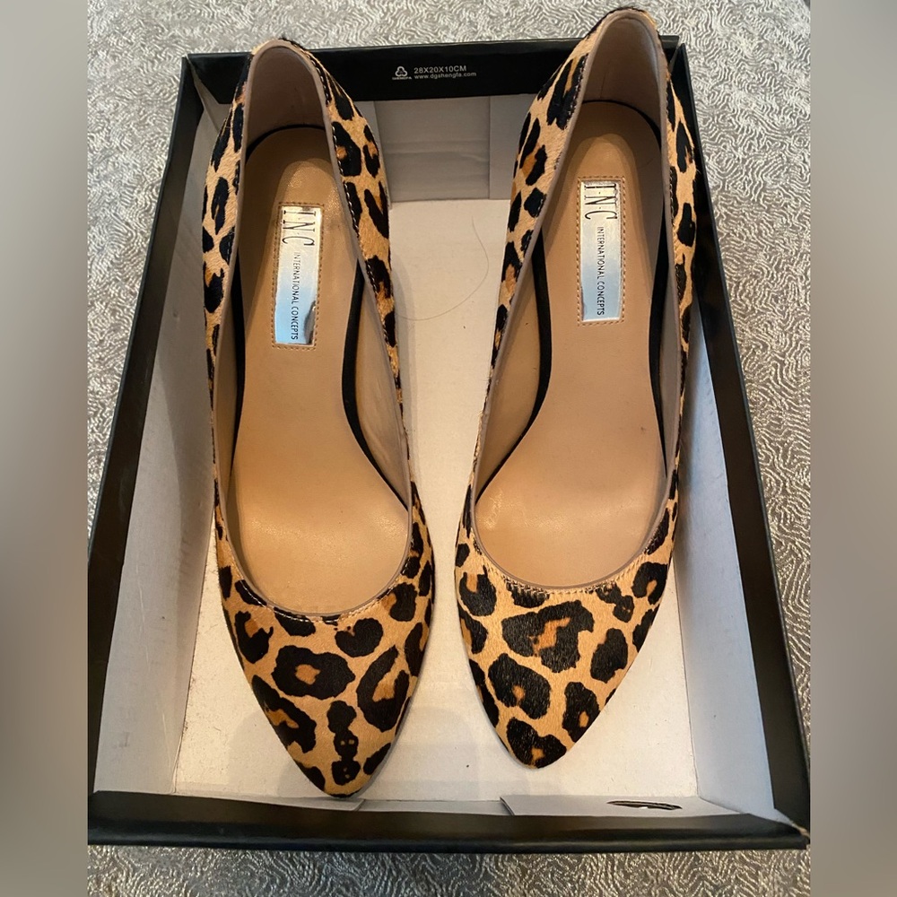 New in box, INC leopard print Almond Toe high heel. Size 8 1/2 Never worn.